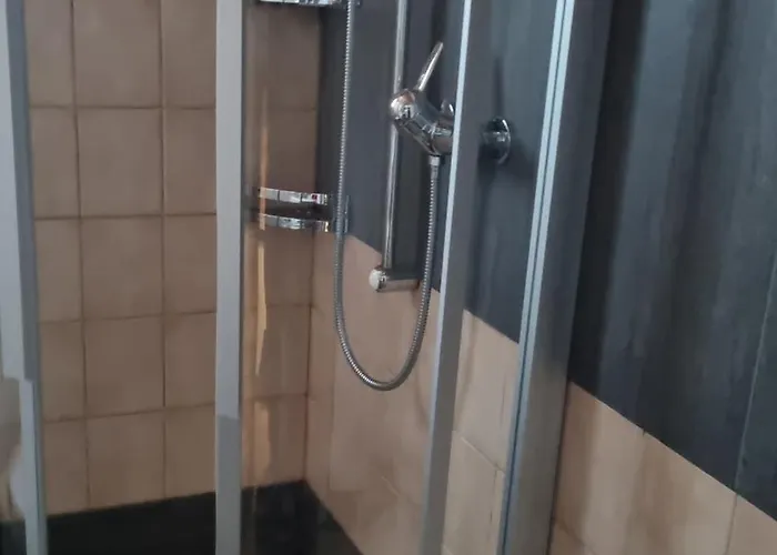 Zur Stilli Dorf Daire *